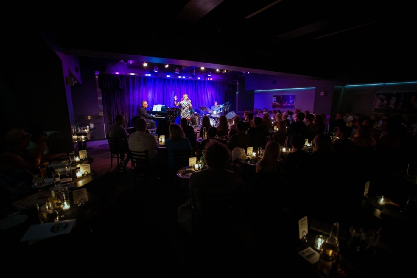 Photos: July 19th THE LINEUP WITH SUSIE MOSHER at Birdland Theater Looks Good Lensed by Matt Baker Photos: July 19th THE LINEUP WITH SUSIE MOSHER at Birdland Theater Looks Good Lensed by Matt Baker Image