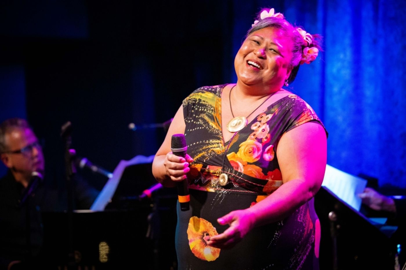 Photos: July 19th THE LINEUP WITH SUSIE MOSHER at Birdland Theater Looks Good Lensed by Matt Baker Photos: July 19th THE LINEUP WITH SUSIE MOSHER at Birdland Theater Looks Good Lensed by Matt Baker Image