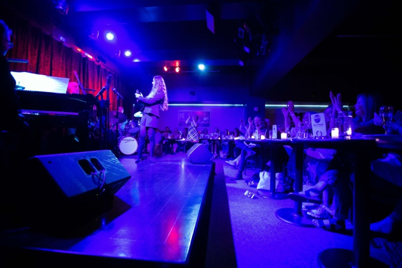 Photos: July 19th THE LINEUP WITH SUSIE MOSHER at Birdland Theater Looks Good Lensed by Matt Baker Photos: July 19th THE LINEUP WITH SUSIE MOSHER at Birdland Theater Looks Good Lensed by Matt Baker Image