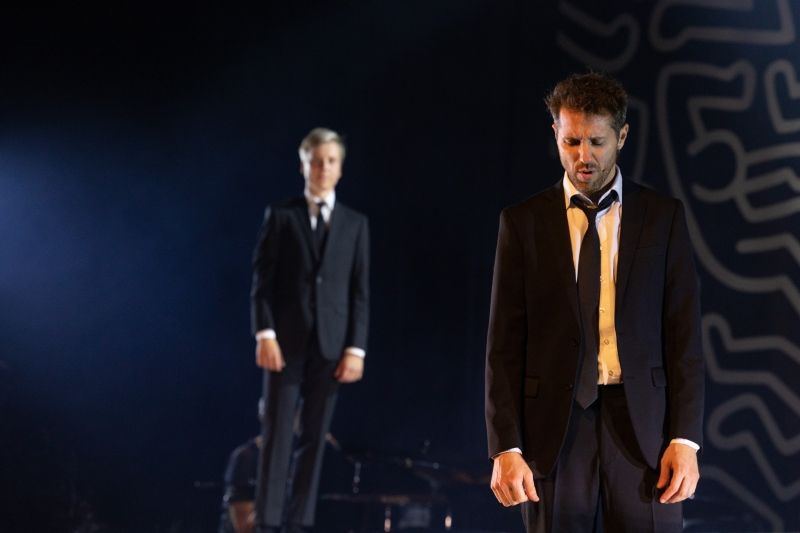 Review: FALSETTOS | LIEFDE IN TIJDEN VAN CRISIS ⭐️⭐️⭐️(+0,5) at DeLaMar  Image