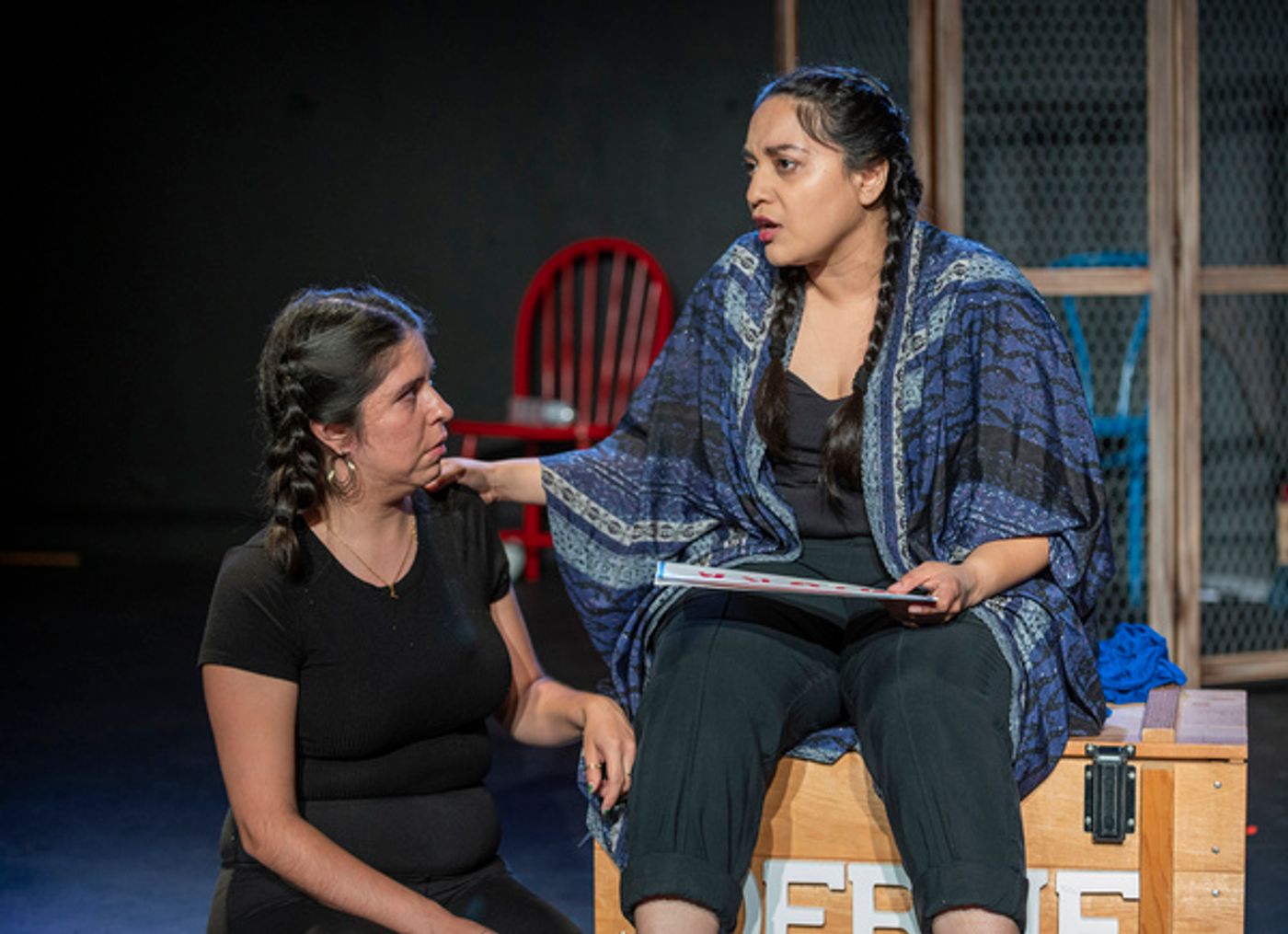 Photos: Get a First Look at The New Coordinates' AMERICAN SIDE EFECTOS at The Den Theatre  Image