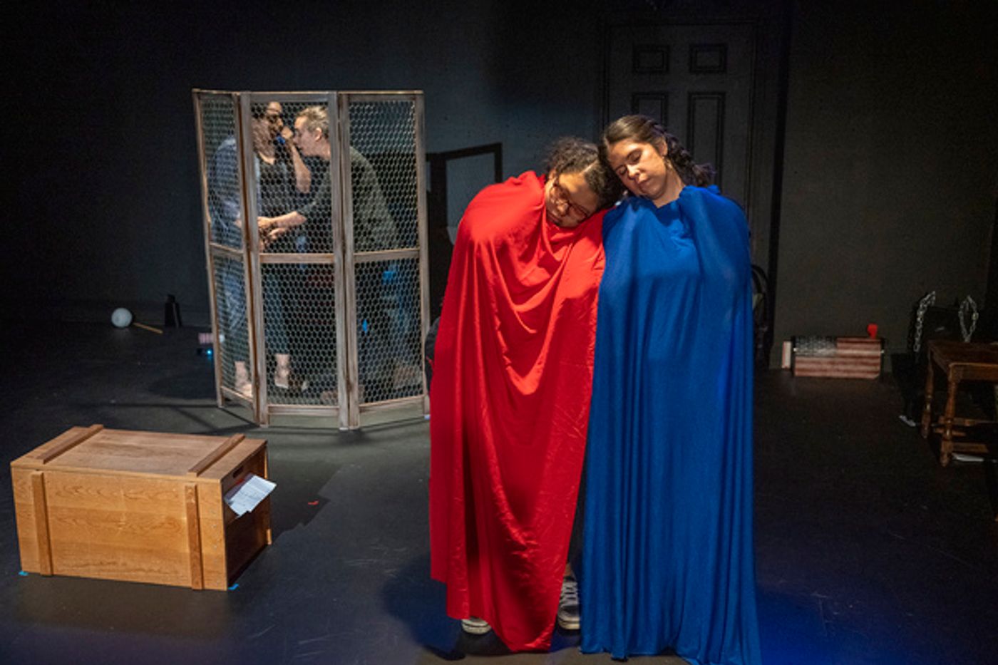 Photos: Get a First Look at The New Coordinates' AMERICAN SIDE EFECTOS at The Den Theatre  Image