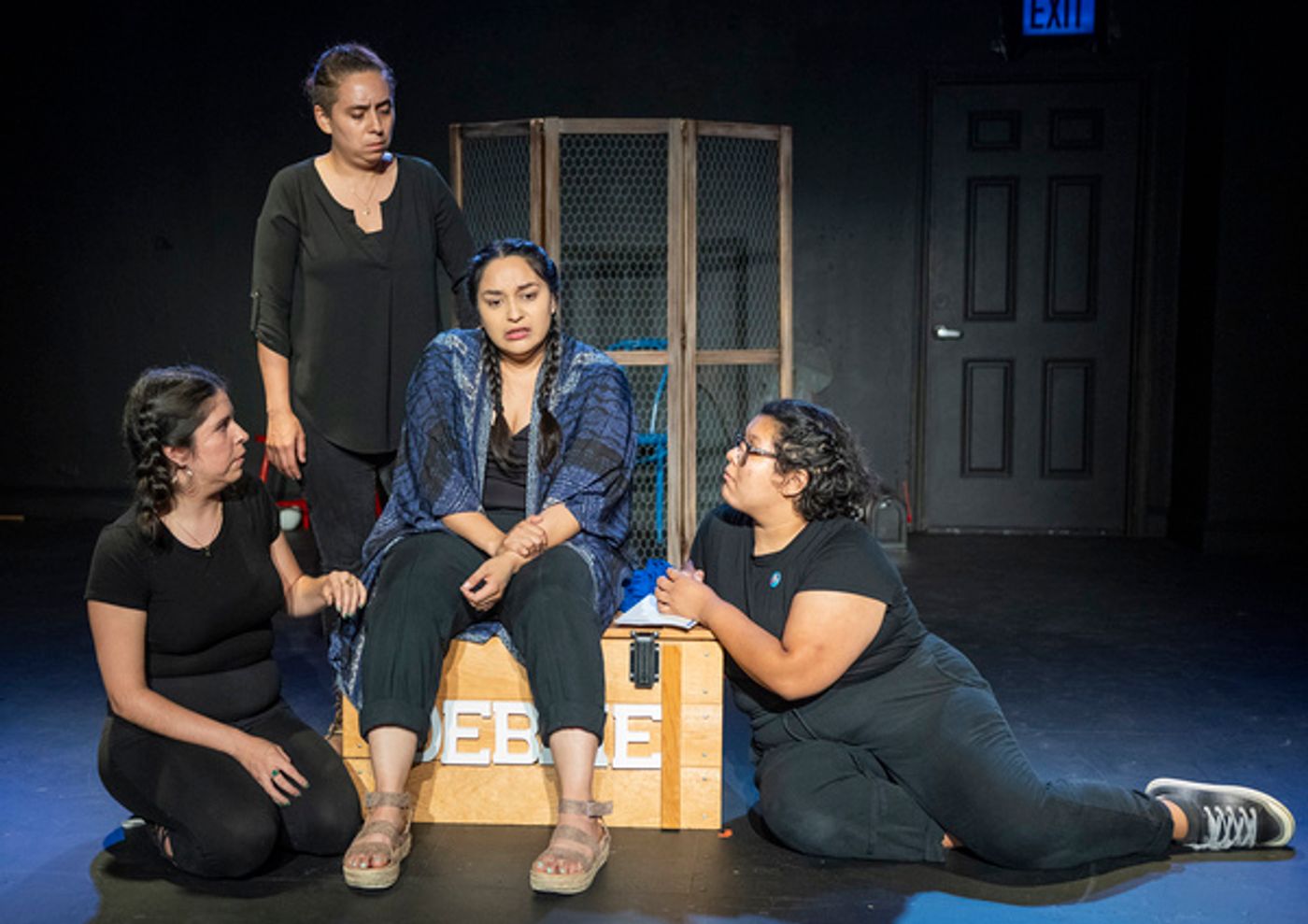 Photos: Get a First Look at The New Coordinates' AMERICAN SIDE EFECTOS at The Den Theatre  Image