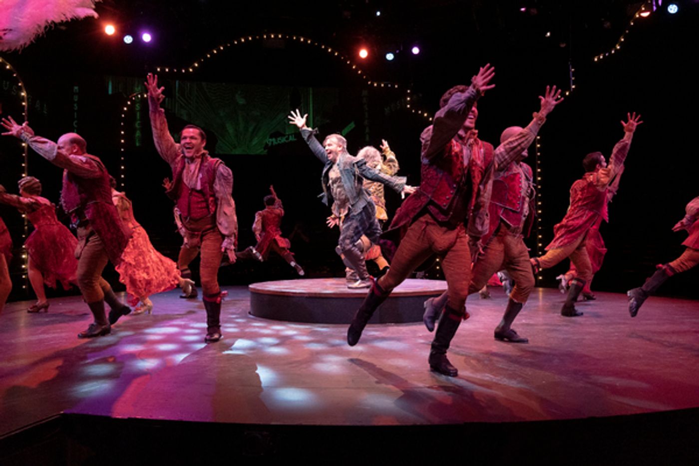 Photo Exclusive: First Look at Ben Fankhauser, Jackie Burns, and More In SOMETHING ROTTEN! At Broadway at Music Circus  Image