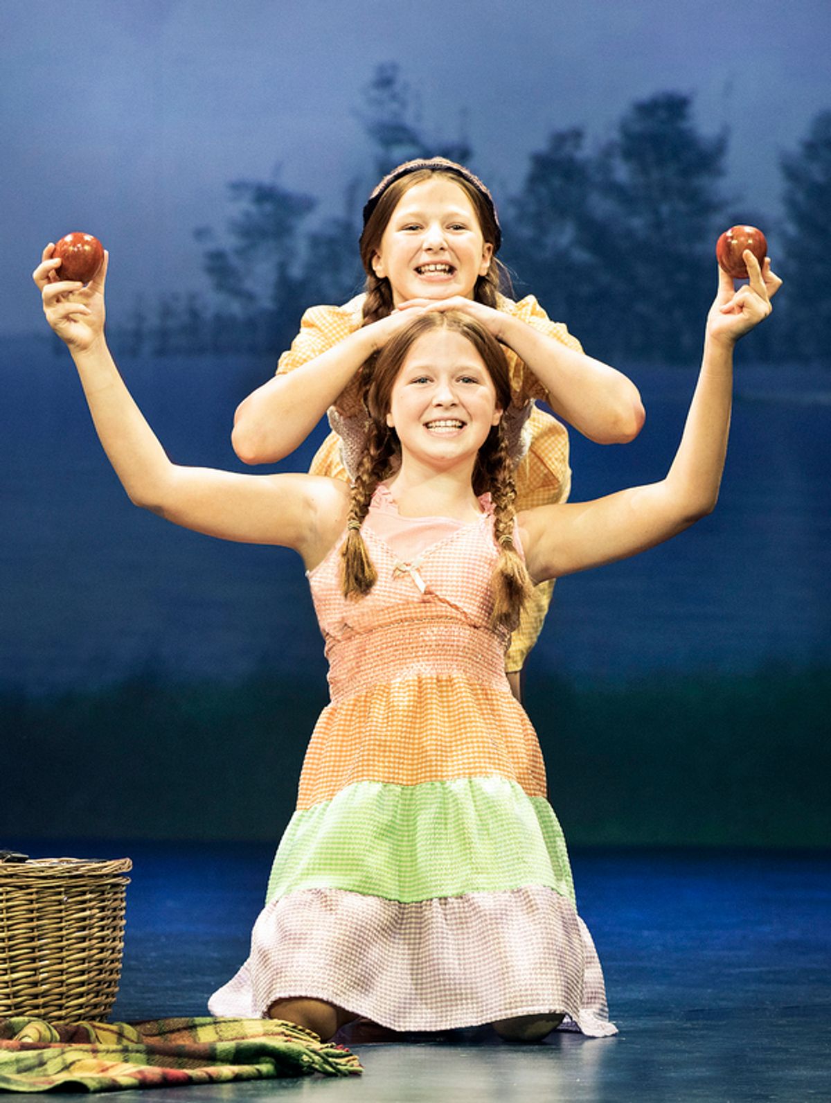 Emme Patrick and Eden Patrick at Photos: First Look at IDENTICAL, Based on THE PARENT TRAP