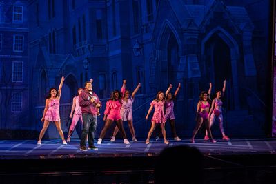 Fergie L. Philipe and The Company of Legally Blonde Photo