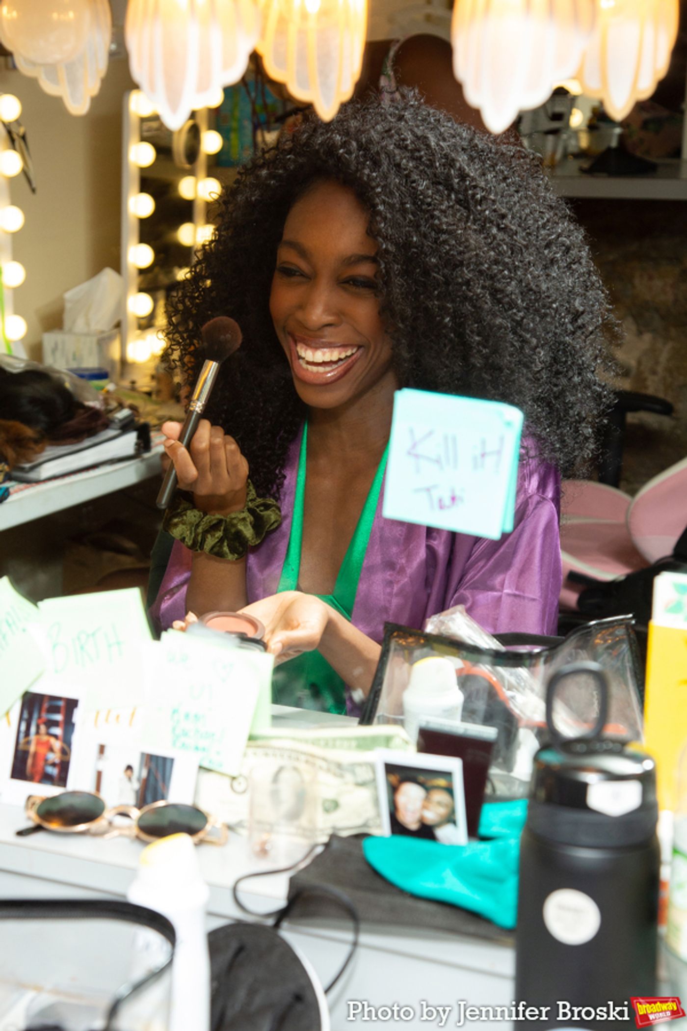 Words From the Wings: LITTLE SHOP OF HORRORS' Khalifa White on How She Bonds With Her Castmates Backstage, and More!  Image
