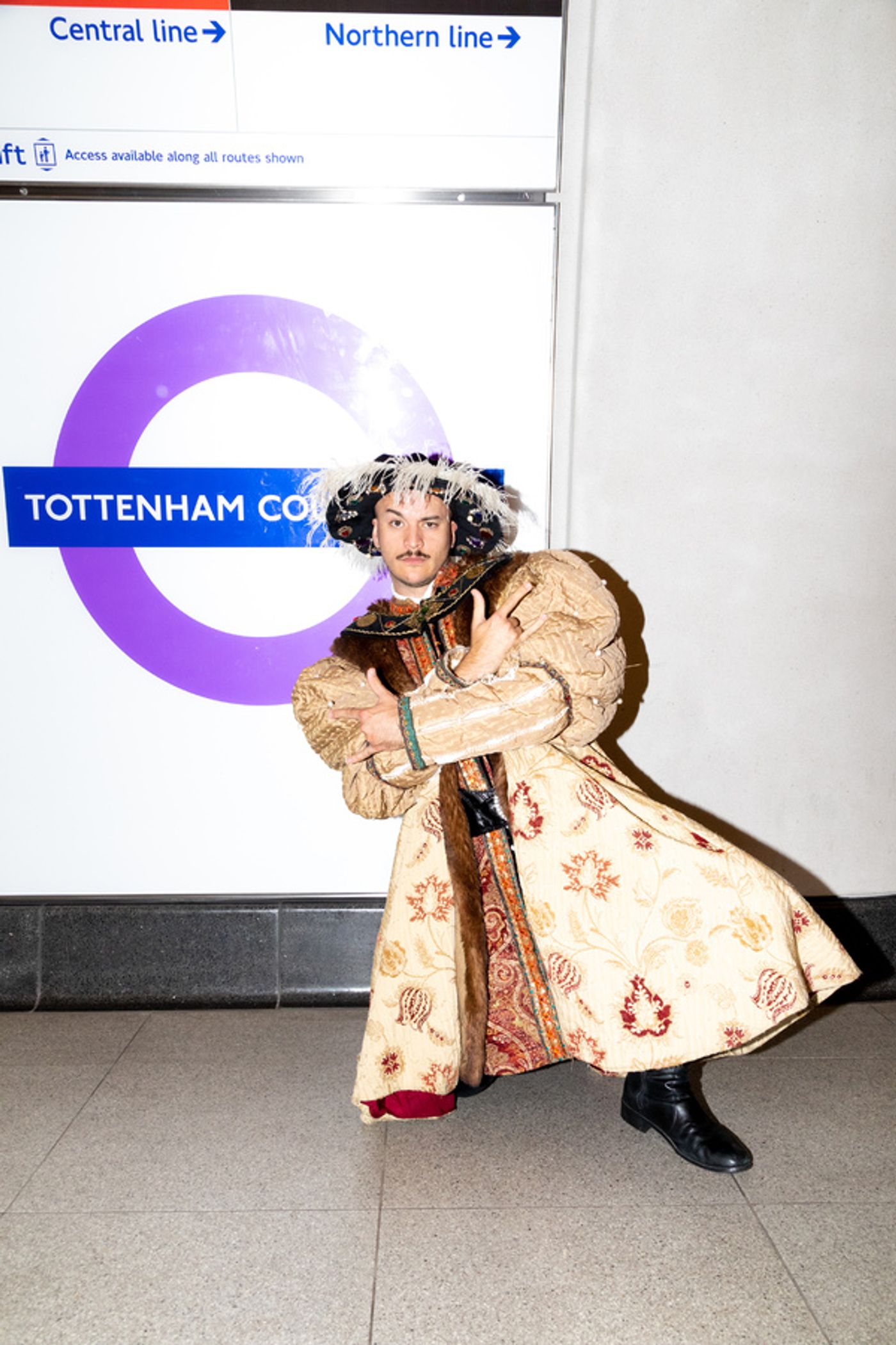 Photos: Cast Members From & JULIET, GREASE, and More Gather at Tottenham Court Road Station in Honour of Kids Week  Image