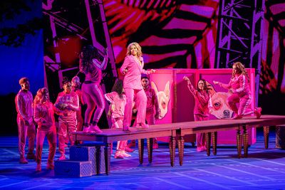 Kyla Stone and The Company of Legally Blonde Photo