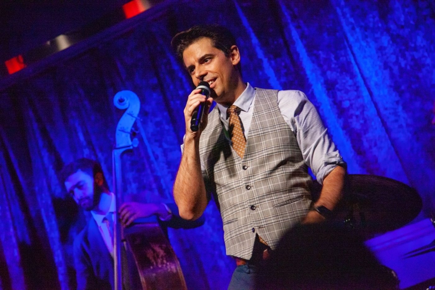 Review: TONY DeSARE Makes Musical Serotonin at Birdland Theater  Image