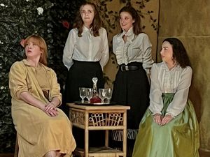 Chelsea LeSage, Addie Gomez, Claire Tyers and Aurelea @ BroadwayWorld Chelsea LeSage, Addie Gomez, Claire Tyers and Aurelea Photo