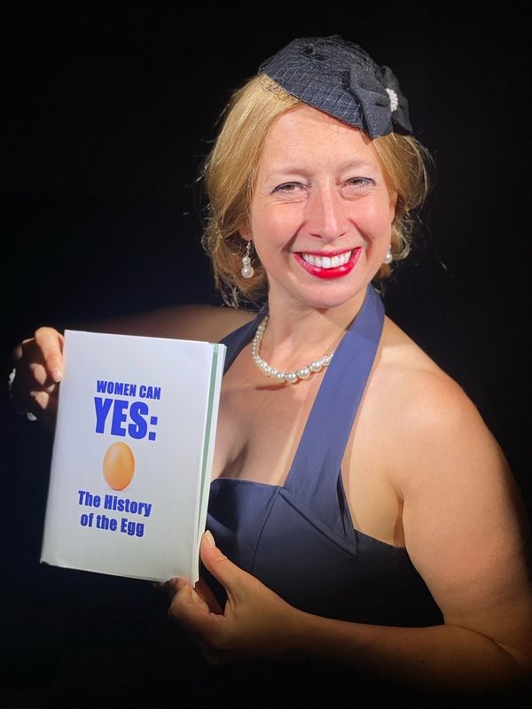 Photos: First Look at 5 LESBIANS EATING A QUICHE at Town & Gown Pub & Theatre  Image