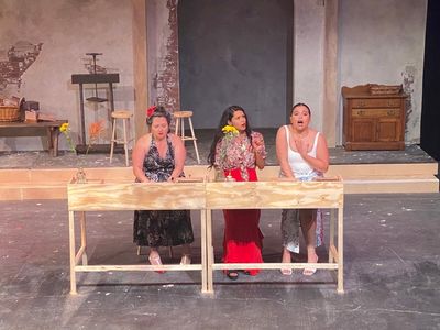 The cast of Anna in the Tropics Photo