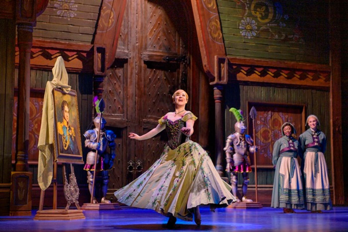 Photos: FROZEN on Tour Releases New Photos in Honor of National Sisters Day  Image