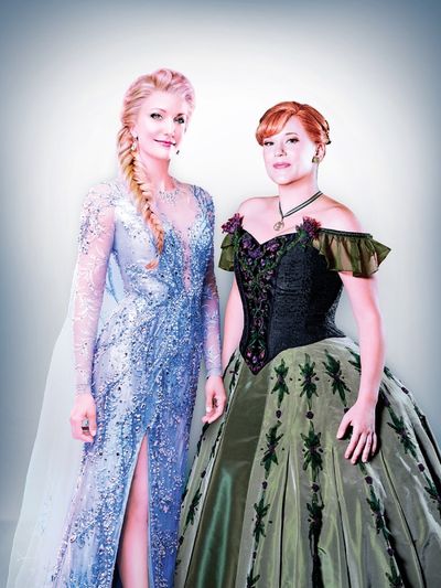 Caroline Bowman (Elsa) and Lauren Nicole Chapman (Anna) Photo