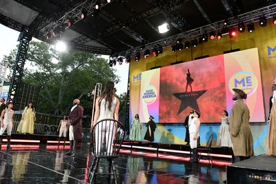 Cast of HAMILTON Photo