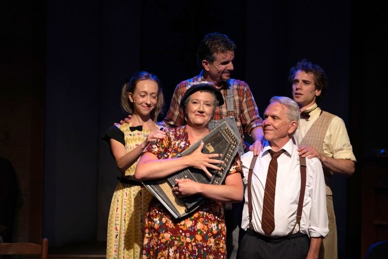 Hand Clapping, Heart Pumping, Soul Singing: MSMT & Portland Stage Present SMOKE ON THE MOUNTAIN  Image