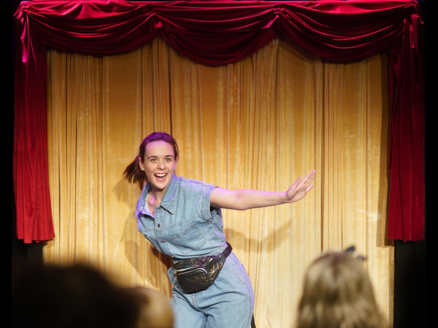 Edinburgh 2022: Review: CHARLIE RUSSELL AIMS TO PLEASE, Pleasance Below Edinburgh 2022: Review: CHARLIE RUSSELL AIMS TO PLEASE, Pleasance Below Image