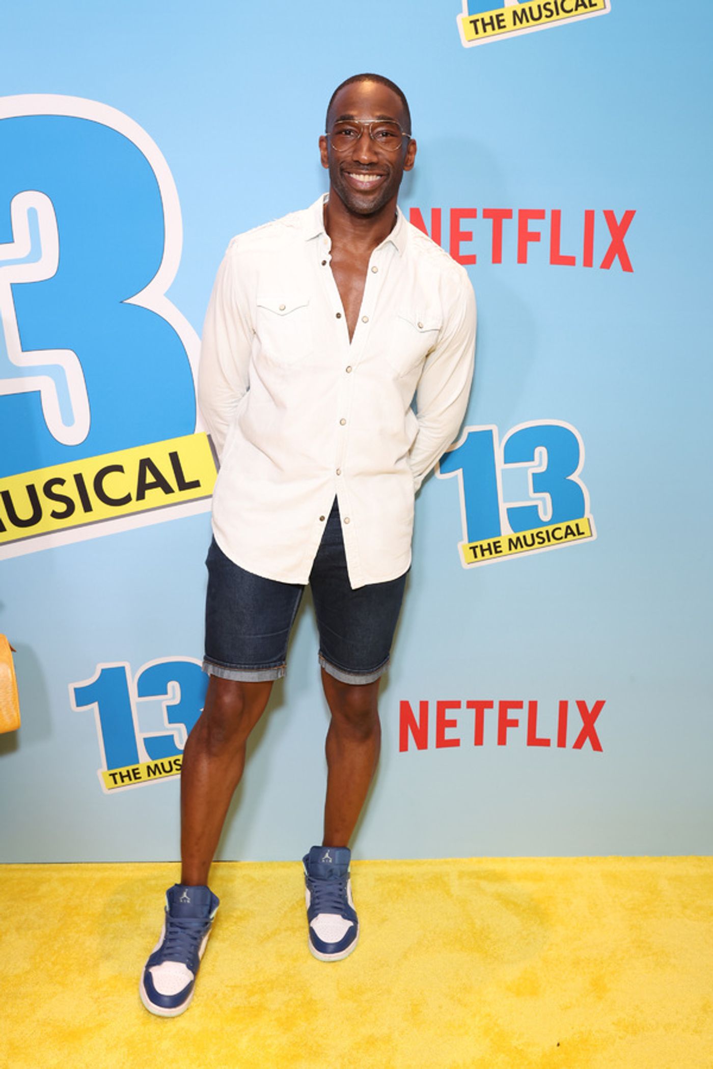 Photos: Stars of 13: THE MUSICAL Hit the Red Carpet  Image