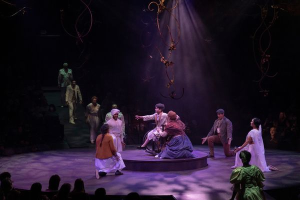  Kai Edgar and the company of THE SECRET GARDEN Photo