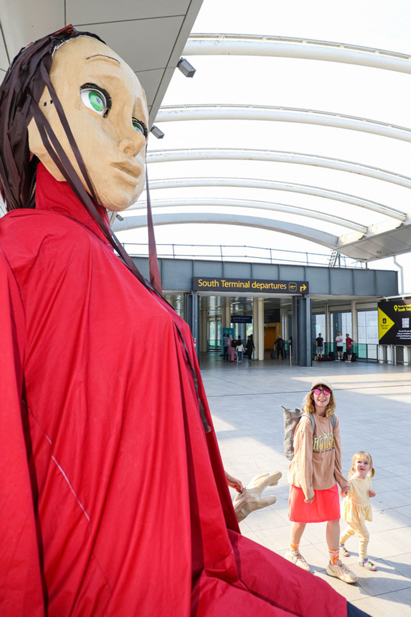 Photos: Five Metre-tall Puppet Aura Lands At Gatwick As Part Of Creative Crawley  Image