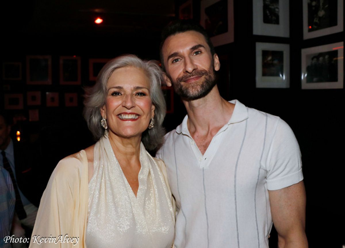 Karen Mason, Kristoffer Lowe at 