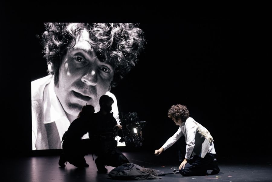 REVIEW: Kip Williams Adapts and Directs Robert Louis Stevenson's Gothic Thriller STRANGE CASE OF DR JEKYLL AND MR HYDE With Mixed Results Image