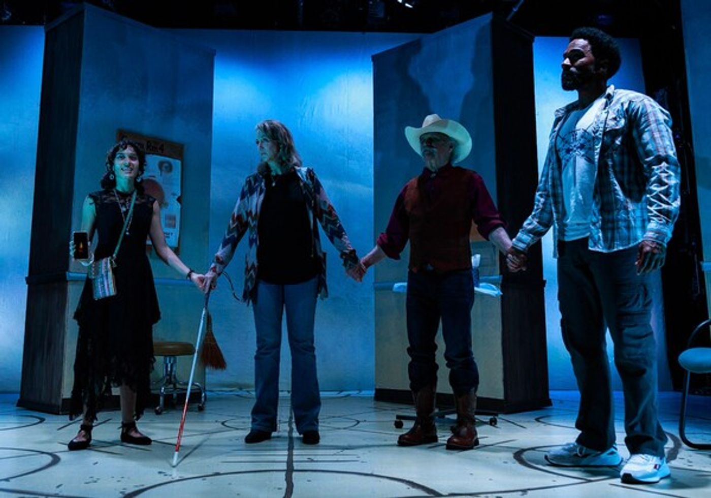 Photos: First Look At SUNRISE COVEN At Know Theatre  Image