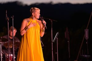 Natalie Joy Johnson Photo