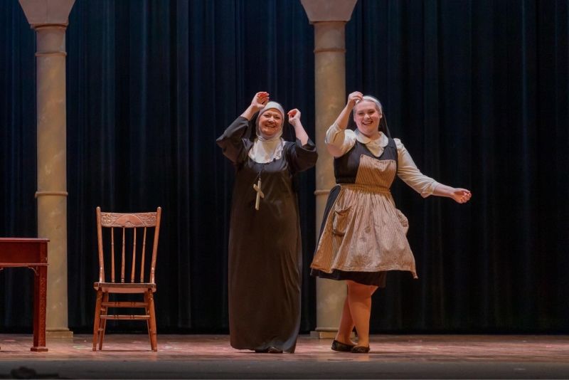 Review: THE SOUND OF MUSIC at The Red Curtain Theatre Delights Audiences in Central Arkansas  Image