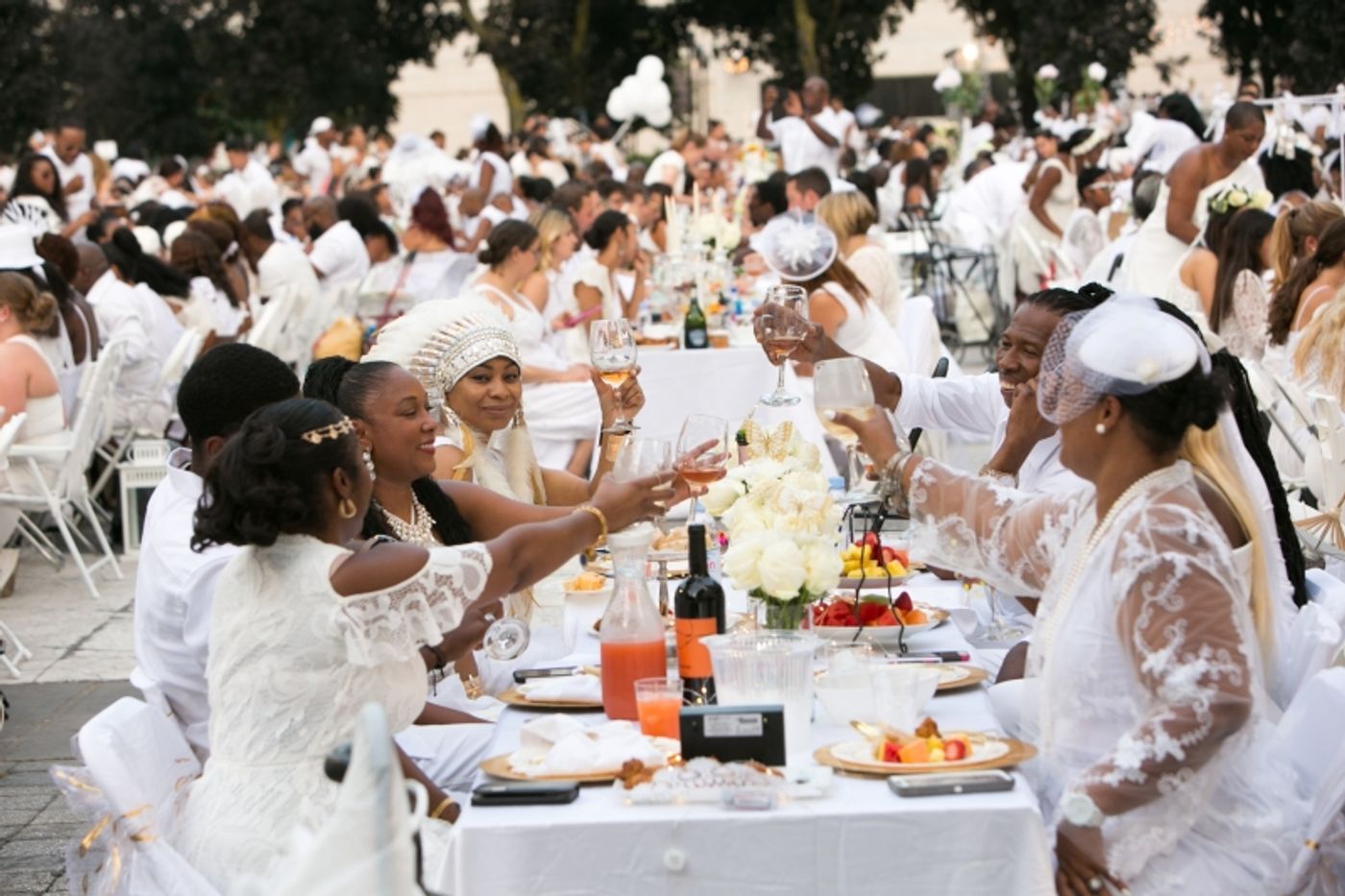 LE DÎNER EN BLANC Culinary Event Celebrates 10th Anniversary in the US and Returns to NYC LE DÎNER EN BLANC Culinary Event Celebrates 10th Anniversary in the US and Returns to NYC Image