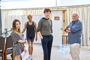 Grace Hogg-Robinson, Amanda Bright, Patrick Walshe McBride @ BroadwayWorld Grace Hogg-Robinson, Amanda Bright, Patrick Walshe McBride Photo