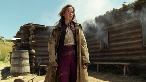 Emily Blunt Photo