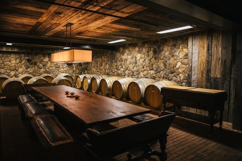 LONG ISLAND WINES-Get to Know the Region and Selections  Image