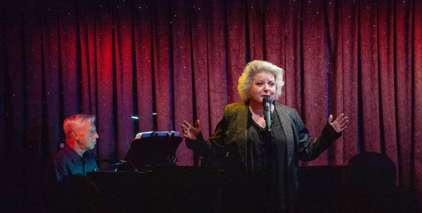 Review: MOBERLY AT MAMA'S MONTHLY Shines Sweet On Stephen Squared Review: MOBERLY AT MAMA'S MONTHLY Shines Sweet On Stephen Squared Image