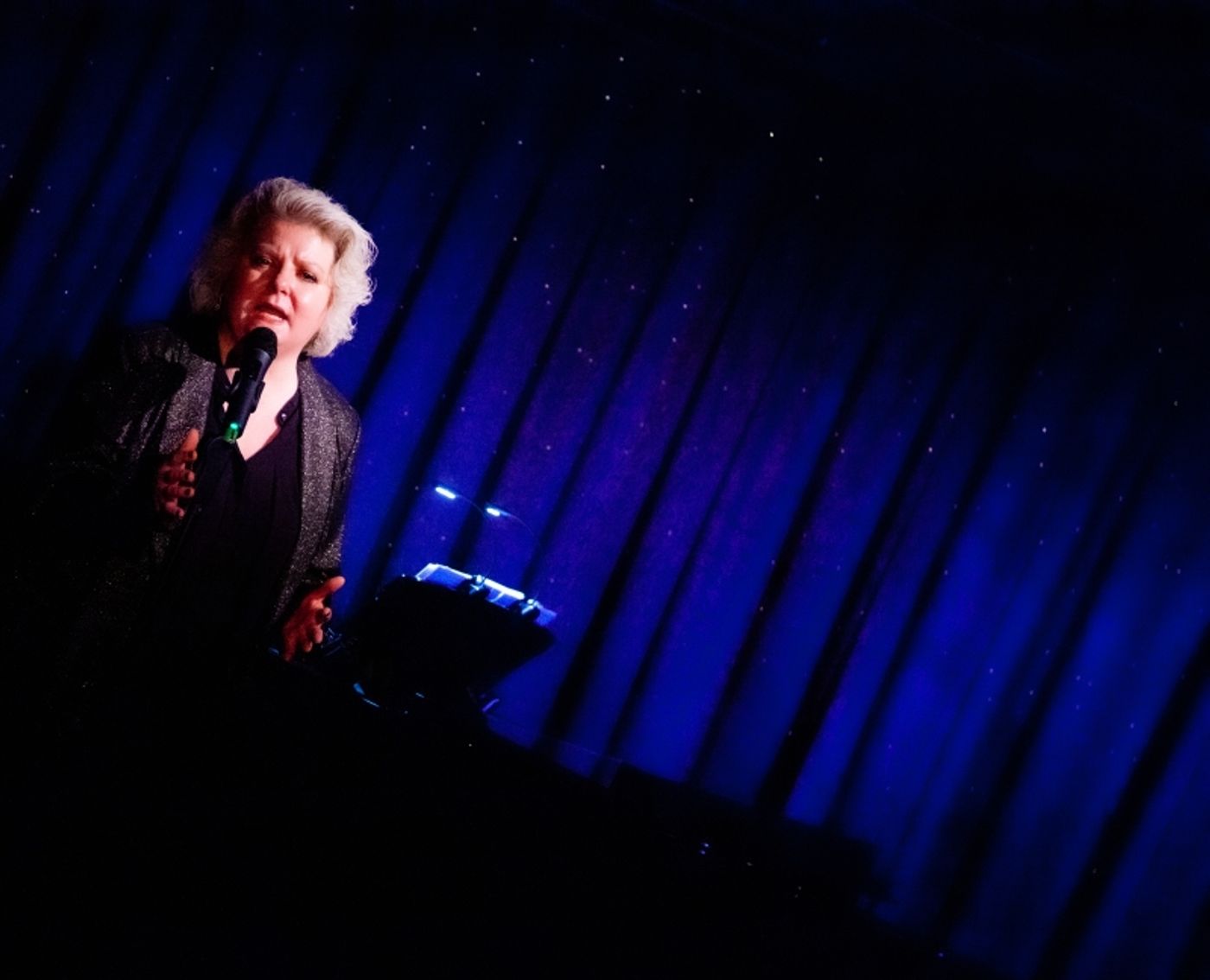 Review: MOBERLY AT MAMA'S MONTHLY Shines Sweet On Stephen Squared  Image