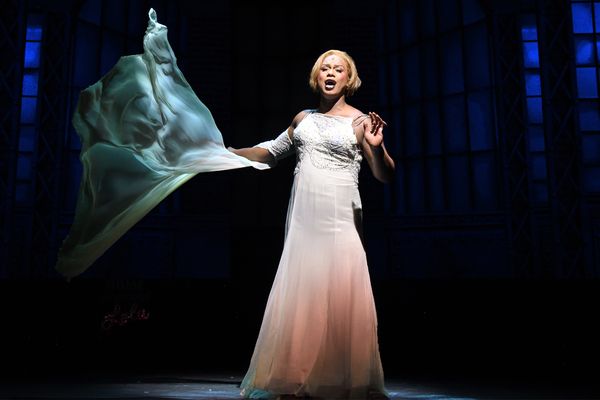 Julian Malone as Lola/Simon Photo