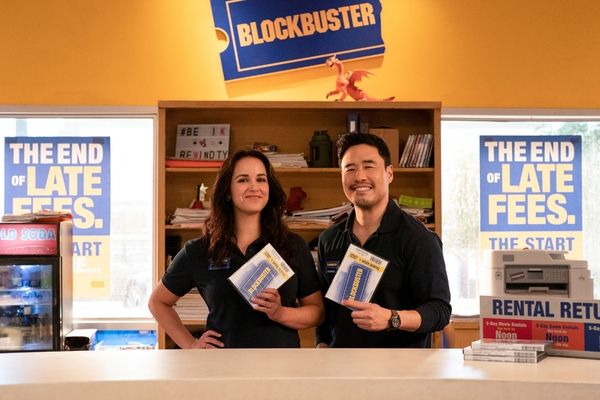 Melissa Fumero as Eliza, Randall Park as Timmy in Blockbuster Photo