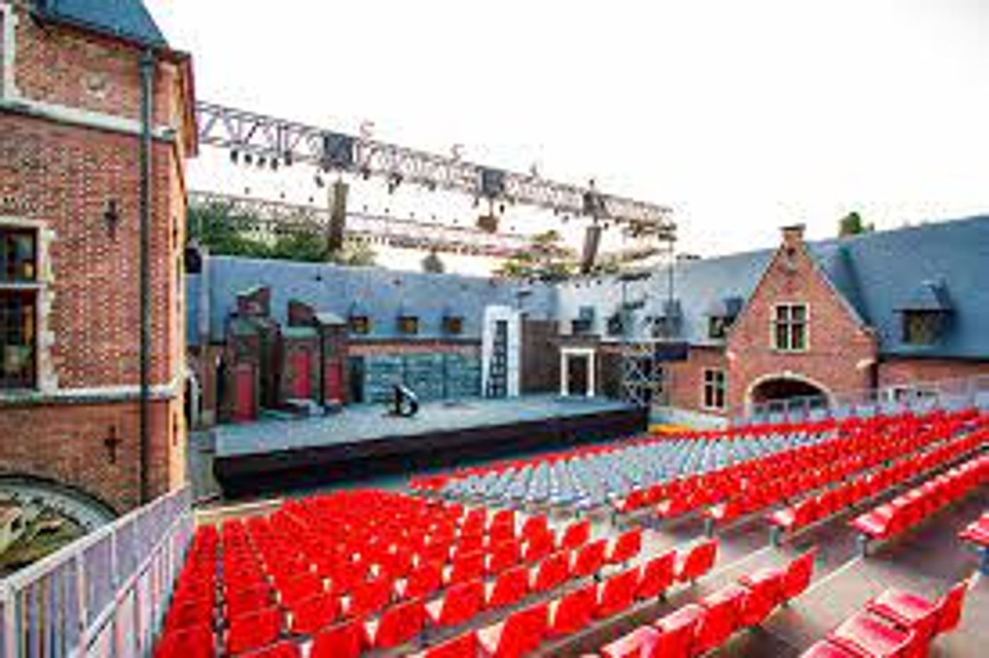 Review: ELISABETH at Château Du Karreveld  Image