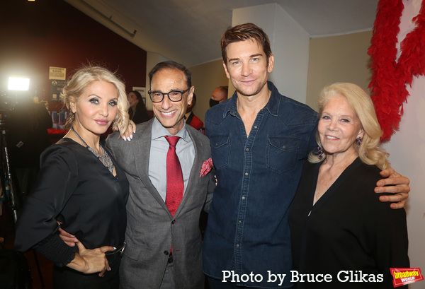 Photos: On the Red Carpet for Opening Night of KINKY BOOTS Off-Broadway! — photo 36 of 116