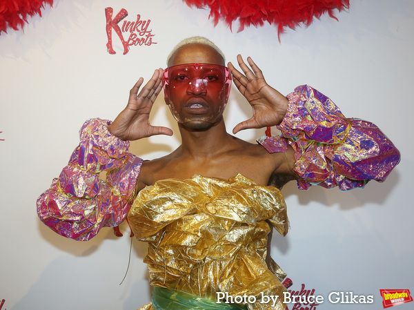 Photos: On the Red Carpet for Opening Night of KINKY BOOTS Off-Broadway! — photo 74 of 116