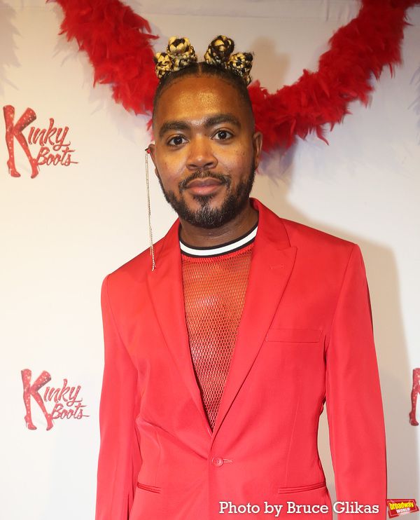 Photos: On the Red Carpet for Opening Night of KINKY BOOTS Off-Broadway! — photo 110 of 116