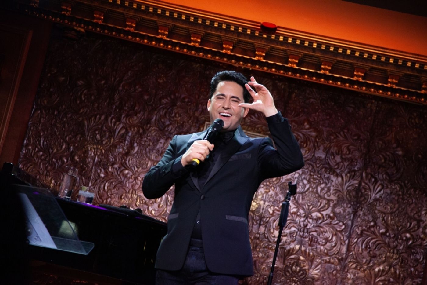 Review: John Lloyd Young's 54 Below Audience Loves MOSTLY SOUL: BELOVED HITS FROM MOTOWN TO BROADWAY Review: John Lloyd Young's 54 Below Audience Loves MOSTLY SOUL: BELOVED HITS FROM MOTOWN TO BROADWAY Image