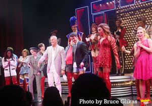 Cyndi Lauper, Jerry Mitchell and The Kinky Boots Cast Photo