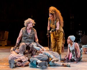 Geoff Elliott, Deborah Strang, Philicia Saunders
@ BroadwayWorld Geoff Elliott, Deborah Strang, Philicia Saunders
Photo