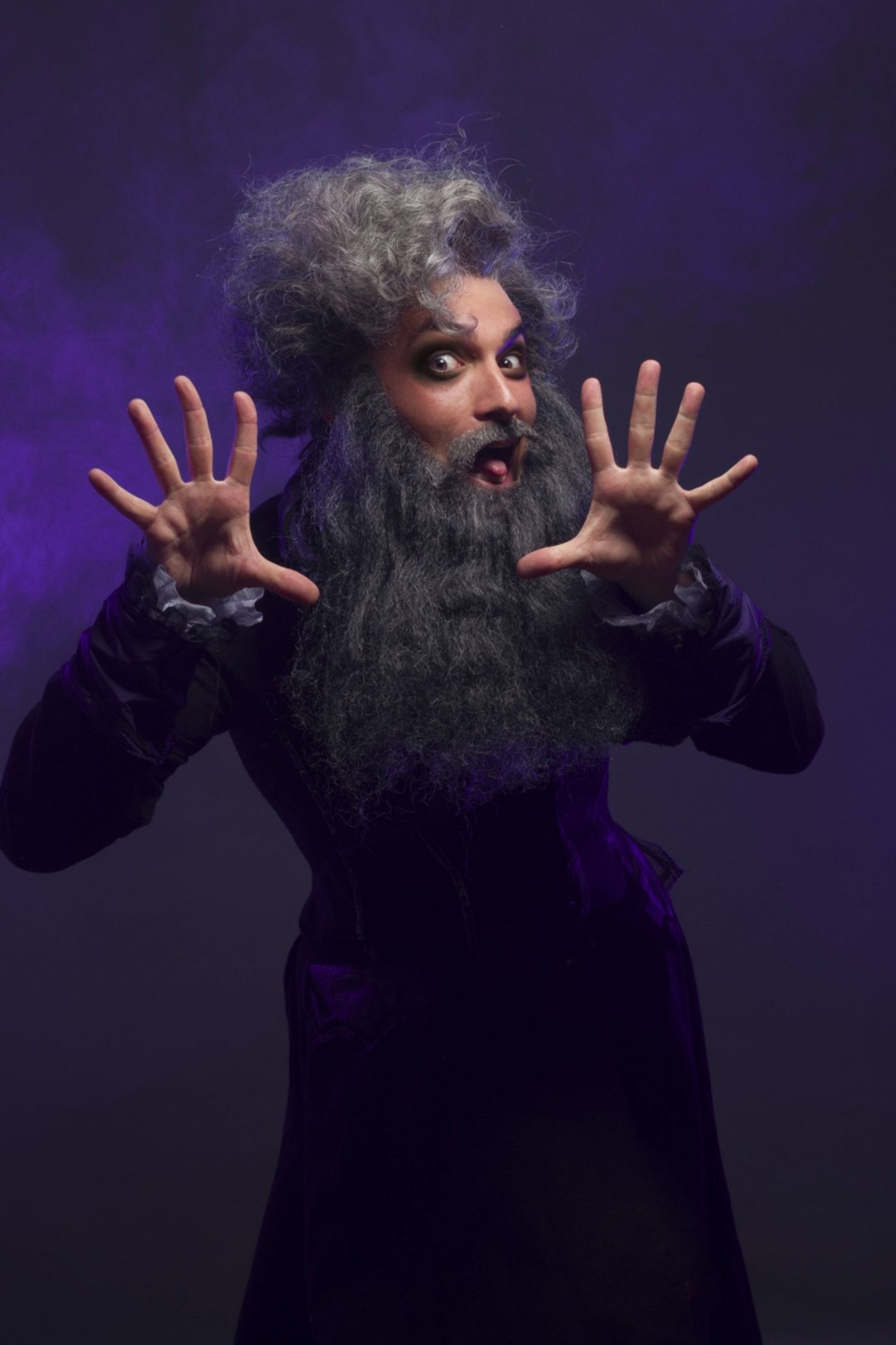 SHERLOCK HOLMES Y EL CUADRO MÁGICO da la bienvenida al otoño en el Teatro Lara SHERLOCK HOLMES Y EL CUADRO MÁGICO da la bienvenida al otoño en el Teatro Lara Image