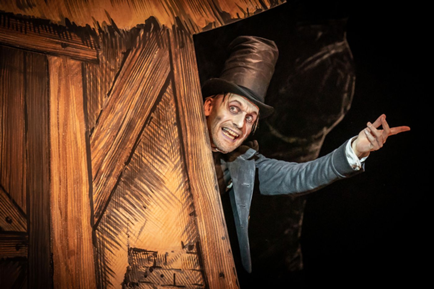Photos: First Look at INTO THE WOODS at Theatre Royal Bath  Image