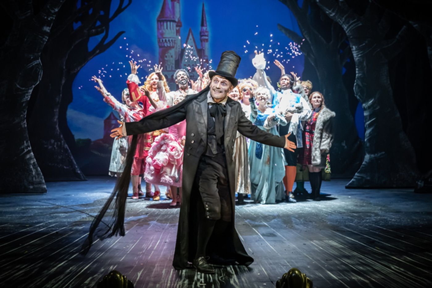 Photos: First Look at INTO THE WOODS at Theatre Royal Bath  Image