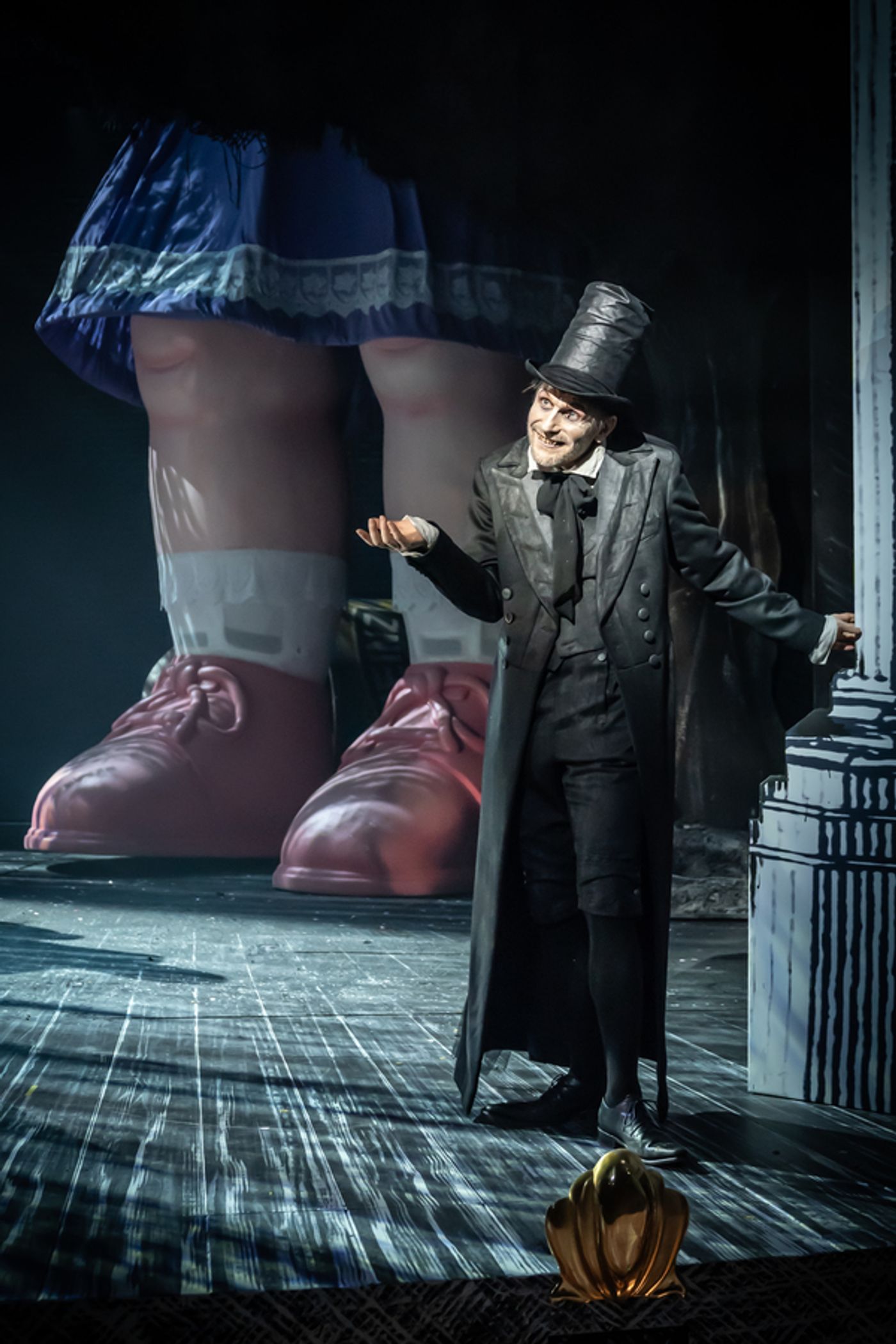 Photos: First Look at INTO THE WOODS at Theatre Royal Bath  Image