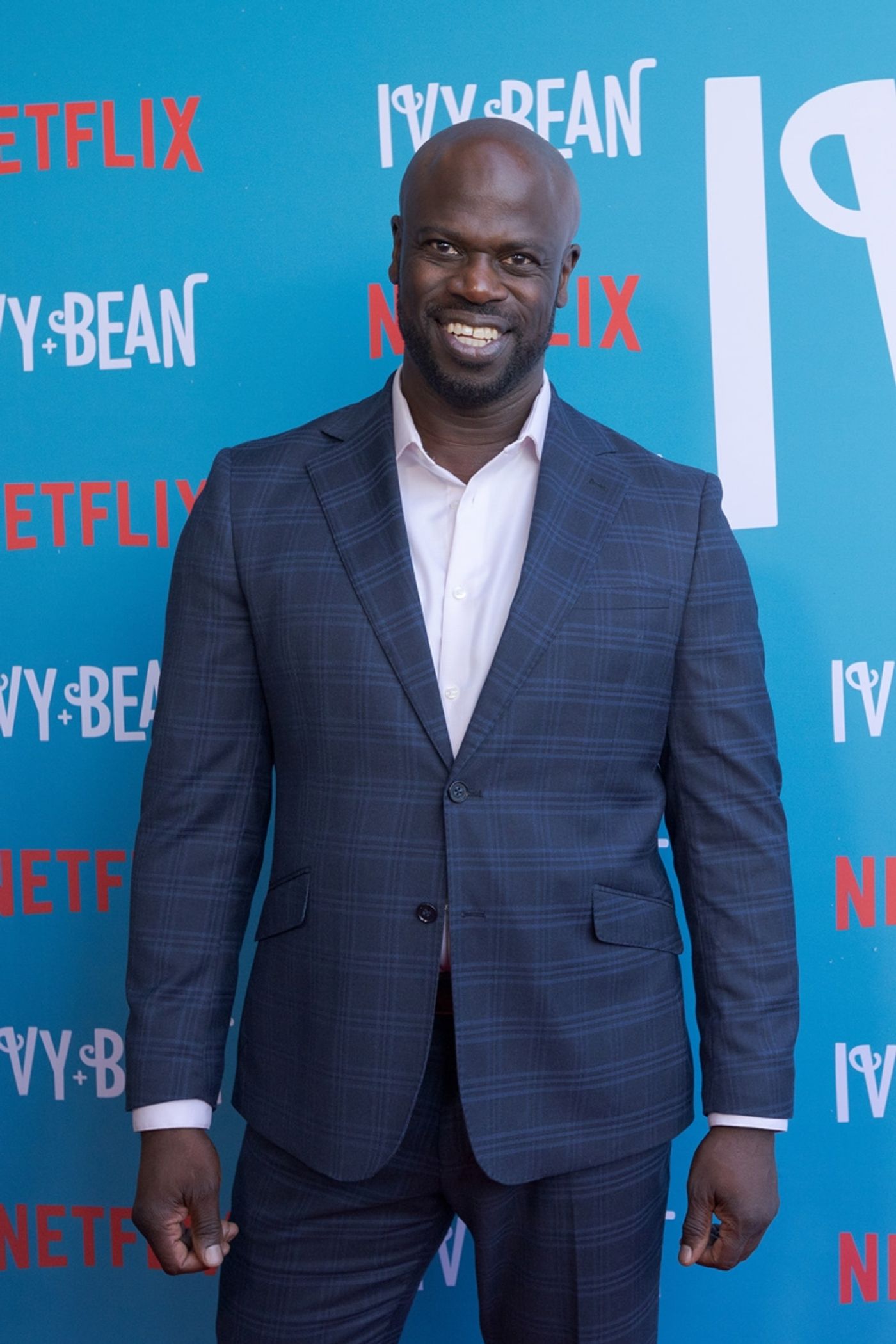 Photos: Jesse Tyler Ferguson & More Attend IVY + BEAN Special LA Screening  Image